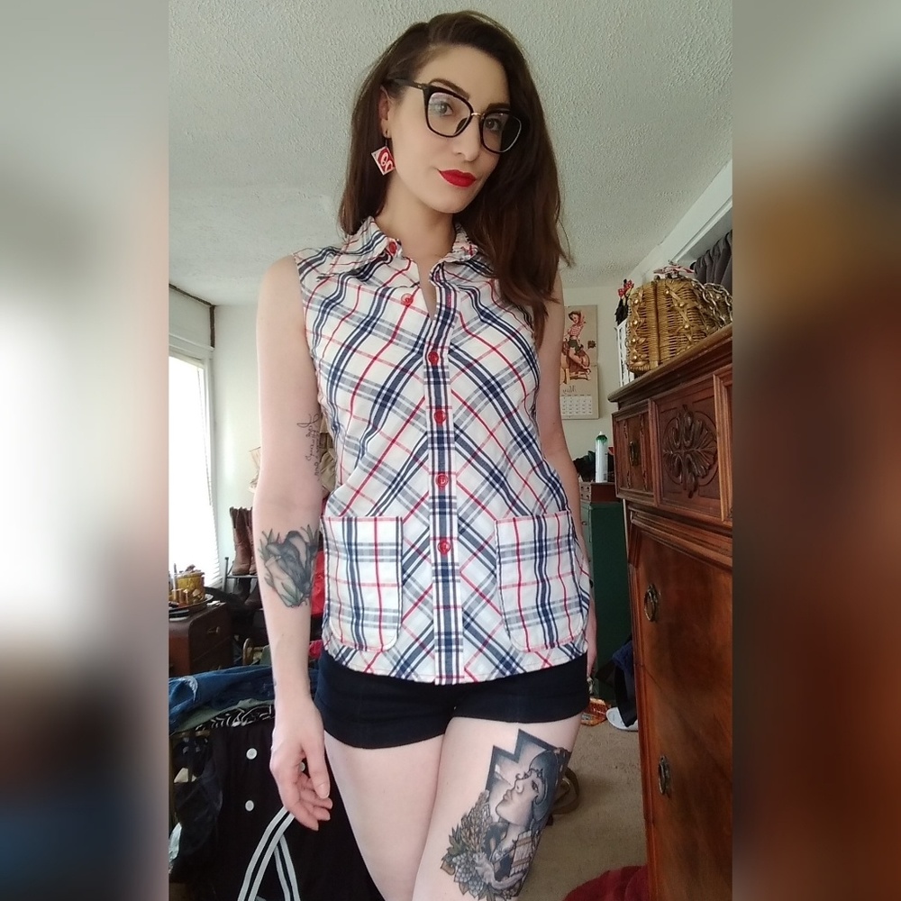 Meet your Posher, Rebecca